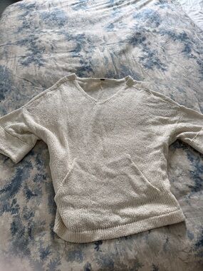 Free People Cream Textured V-Neck Short Sleeve Sweater